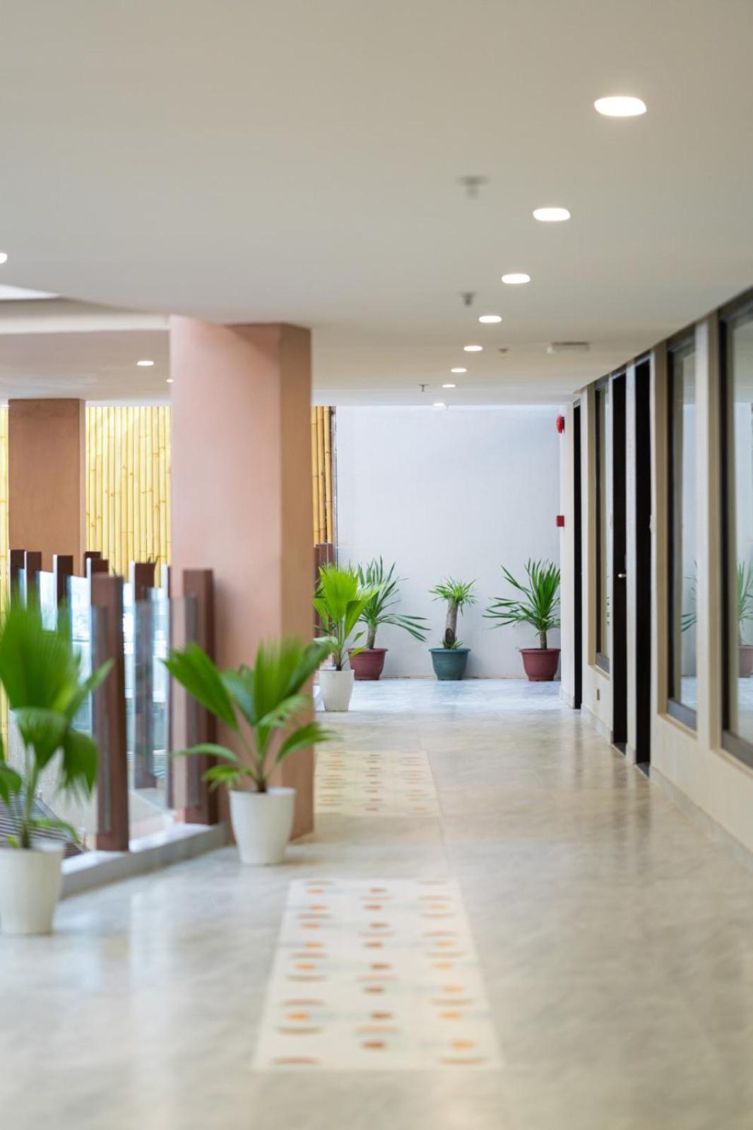 Mandarin Nest Boracay 4*