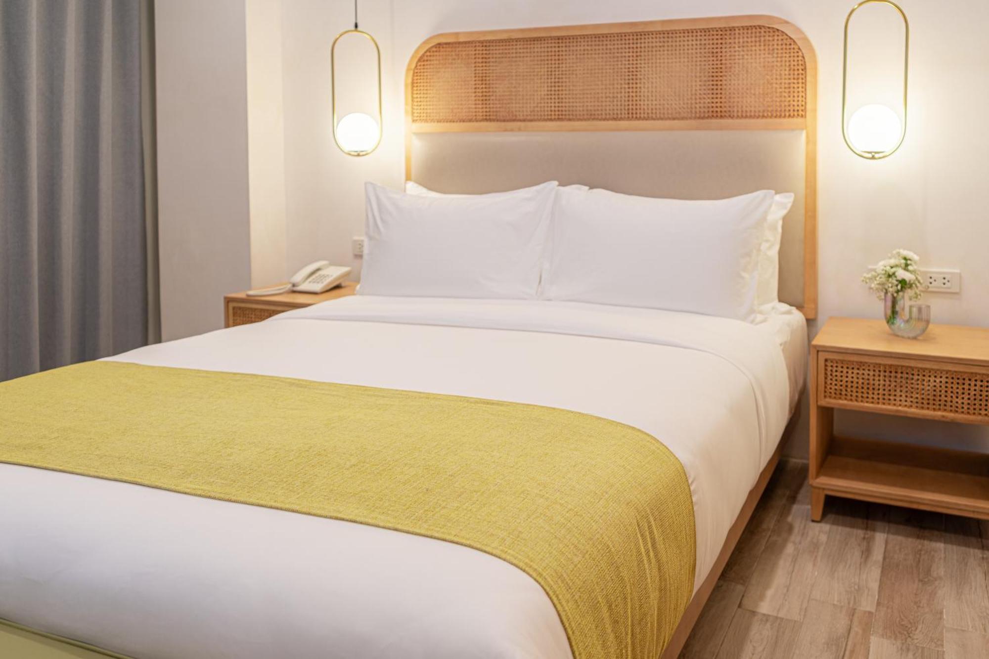 Hotel Mandarin Nest Boracay