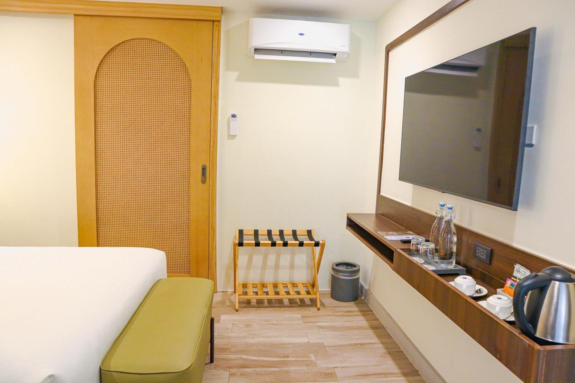 Hotel Mandarin Nest Boracay