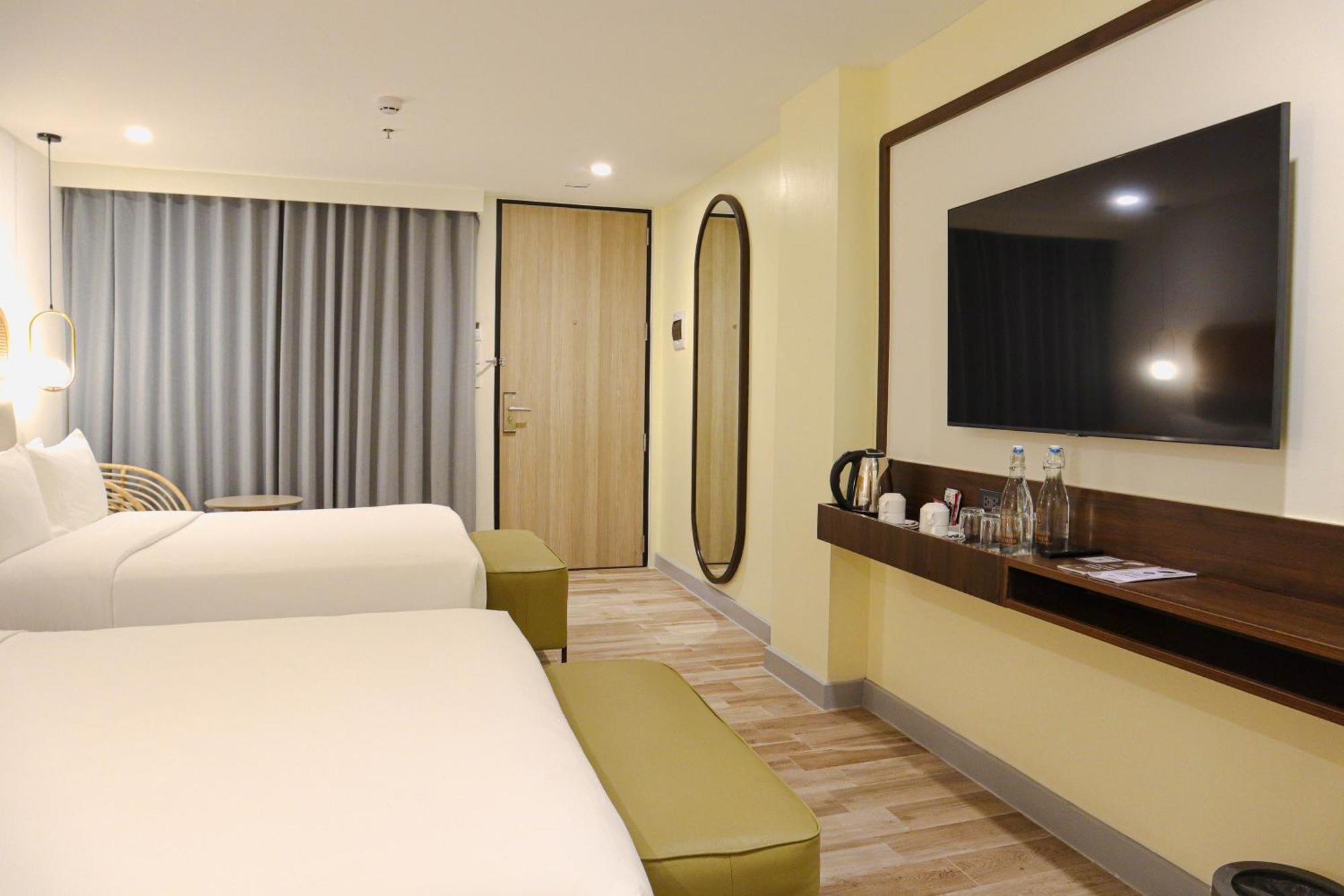 Hotel Mandarin Nest Boracay