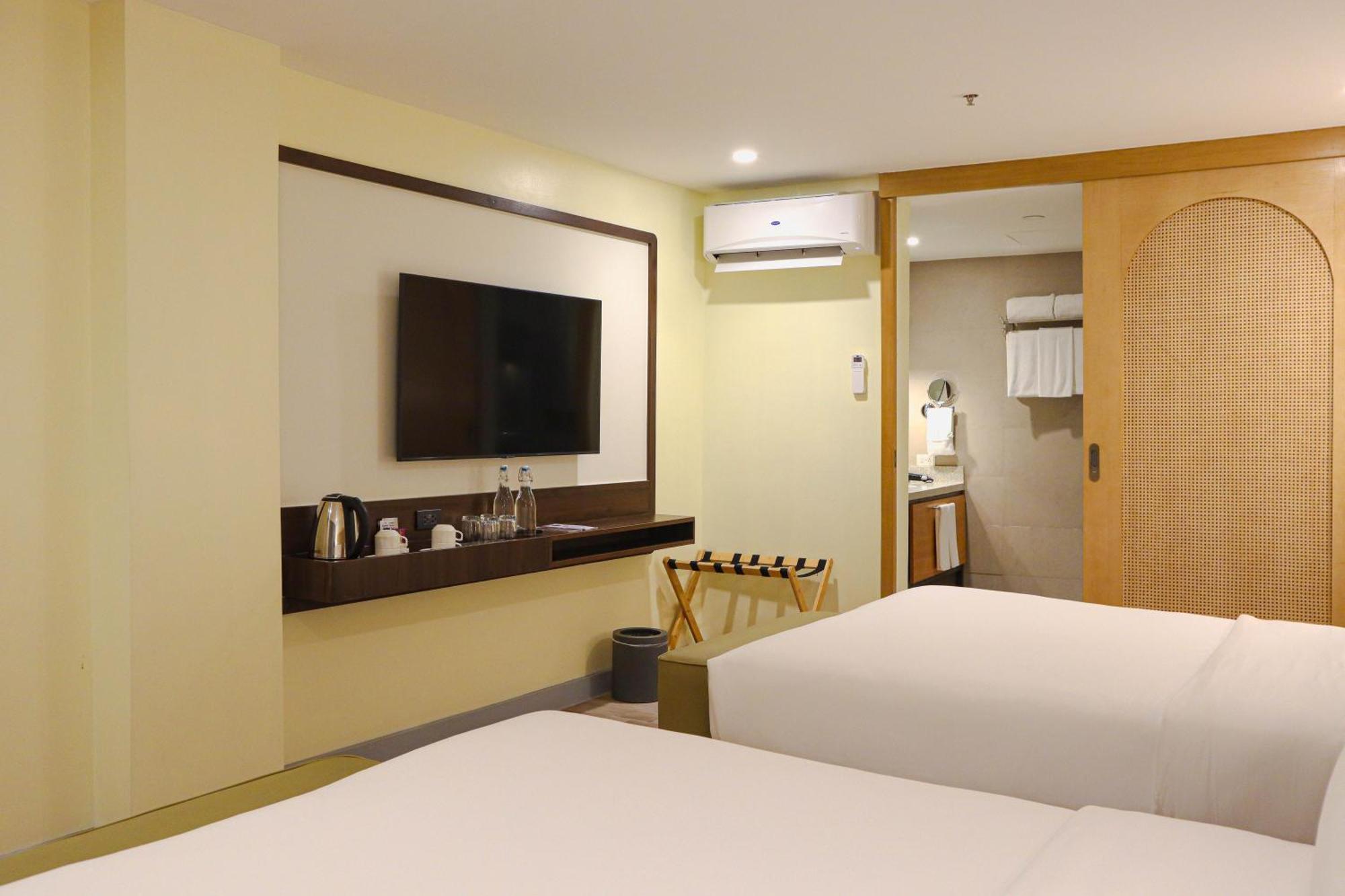 Mandarin Nest Boracay 4*